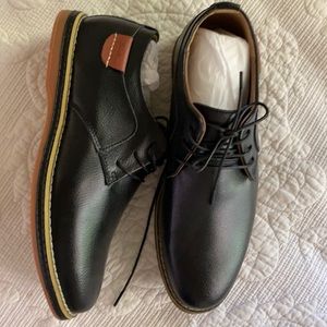 Men’s dress shoes